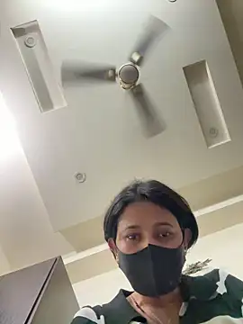 raavigirl online show from 03-05-26, 04:03