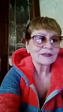 SophieBurns online show from 04-17-26, 11:02