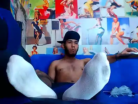 warmNoah online show from 04-15-26, 07:58