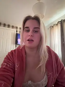 Snapshot of Bethanymaex chatting on 03-25-26, 03:07 Bethanymaex online show from 03-25-26, 03:07