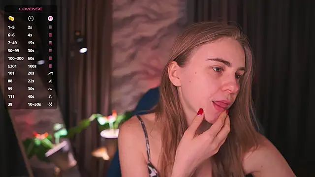 Erica Grace online show from 04-03-26, 08:23