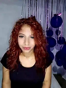 Snapshot of Cloe_Foster chatting on 03-18-26, 02:58 Cloe Foster online show from 03-18-26, 02:58