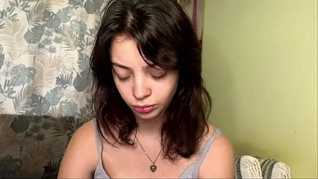 Snapshot of CassyVixen chatting on 07-28-26, 03:43 CassyVixen online show from 07-28-26, 03:43