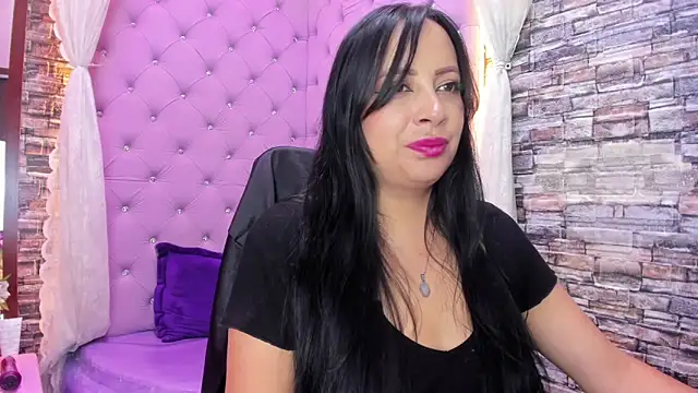 Snapshot of Ashley_Obsession chatting on 06-08-26, 03:18 Ashley Obsession online show from 06-08-26, 03:18