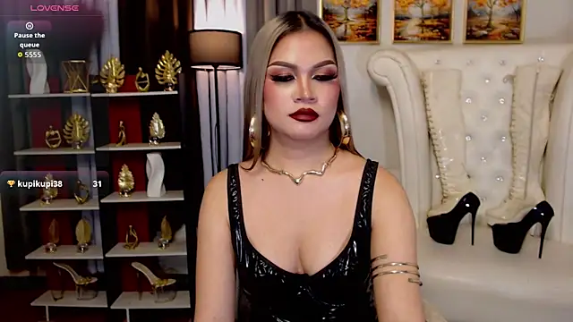 Snapshot of PrettyCockAthena chatting on 06-05-26, 06:52 PrettyCockAthena online show from 06-05-26, 06:52