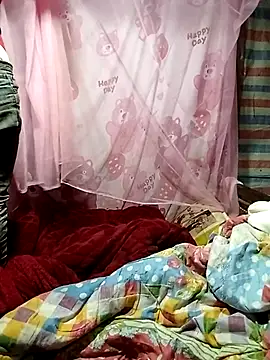 Luminana online show from 04-24-26, 01:19