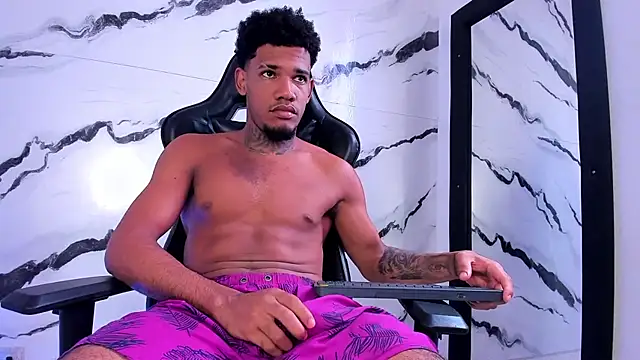 Nehemiaa boy online show from 03-21-26, 07:50