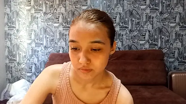AnnettaBelsito online show from 05-25-26, 02:45