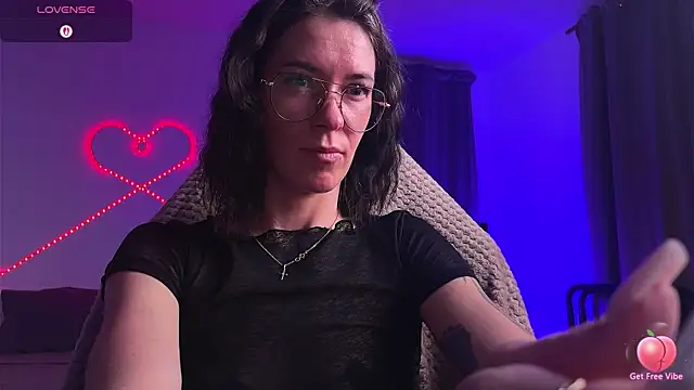 Snapshot of Katy_Kar chatting on 03-30-26, 08:10 Katy Kar online show from 03-30-26, 08:10