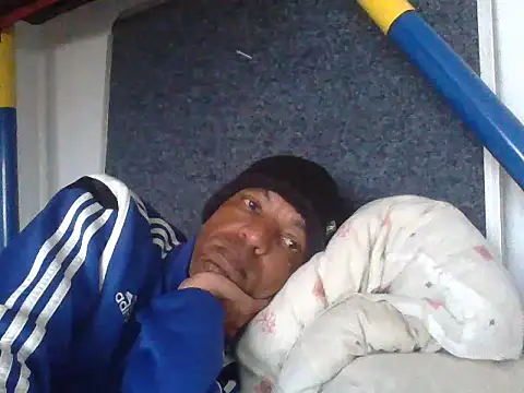 Snapshot of lavelle26 chatting on 06-27-26, 02:23 lavelle26 online show from 06-27-26, 02:23