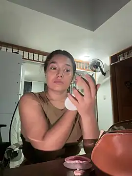 Emily Harpeer online show from 06-07-26, 10:19