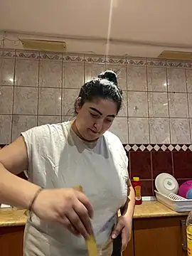 Amber Sinn online show from 07-29-26, 07:01