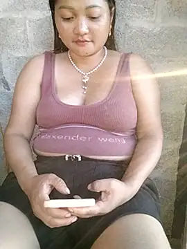 Snapshot of Maiphu246 chatting on 05-14-26, 10:55 Maiphu246 online show from 05-14-26, 10:55