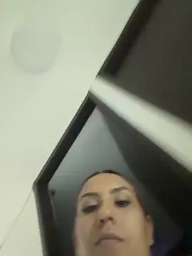 olivia velvett online show from 04-19-26, 07:49