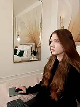 StacyHicks online show from 04-09-26, 03:06