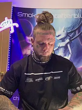 Smokebluntafterblunt online show from 03-31-26, 11:54