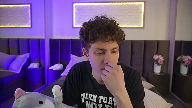 StefanBev online show from 04-21-26, 01:42