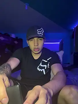 Snapshot of dirtydickkk chatting on 03-19-26, 02:15 dirtydickkk online show from 03-19-26, 02:15