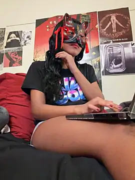 LadyKitsune online show from 03-11-26, 02:39