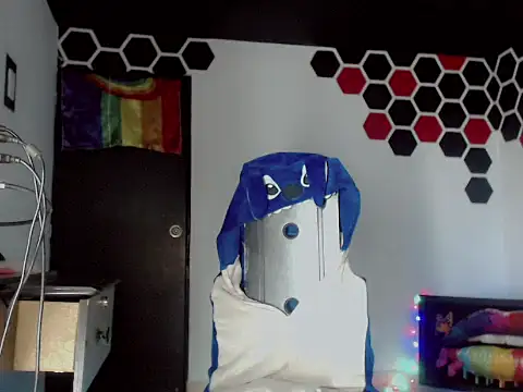 nebullax mcqueen online show from 02-20-26, 01:22