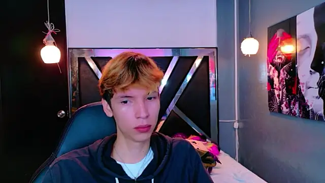 Liam Green1 online show from 02-12-26, 12:11