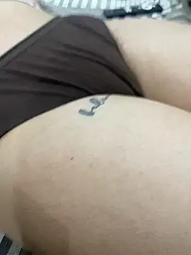 unicornbabe23 online show from 06-03-26, 02:33