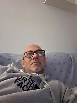 pareja47 online show from 03-11-26, 11:55