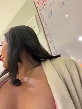 Nanda vixen  online show from 05-15-26, 10:50