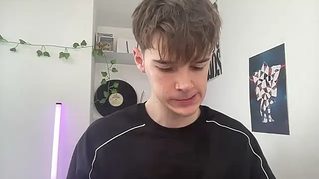 YourMilkyGuy online show from 04-02-26, 10:24