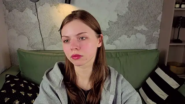 LesleySky online show from 03-01-26, 08:22