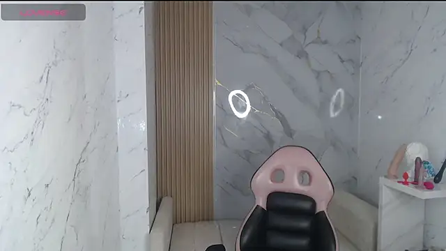 lili mint tf online show from 04-19-26, 08:46