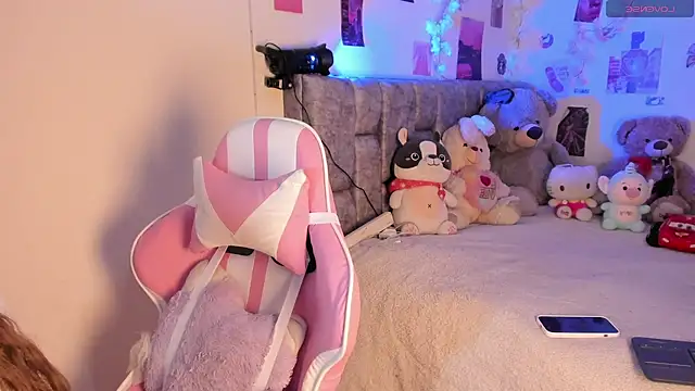 Iam Emiily  online show from 04-20-26, 01:41