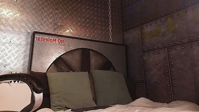 ItsZairen online show from 02-12-26, 03:45