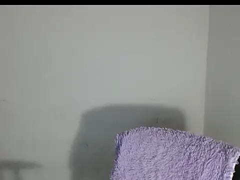 Snapshot of peytonbrunette chatting on 03-26-26, 10:54 peytonbrunette online show from 03-26-26, 10:54