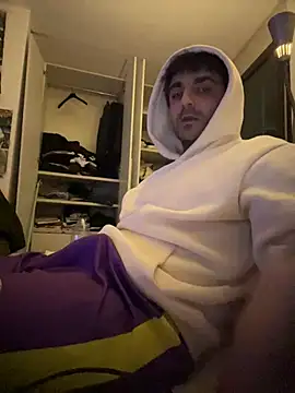 elia2711 online show from 02-11-26, 01:43