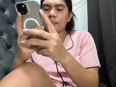 Snapshot of Mooree_naba chatting on 12-04-25, 01:48 Mooree naba online show from 12-04-25, 01:48