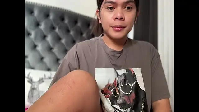 Snapshot of Mooree_naba chatting on 03-11-26, 01:55 Mooree naba online show from 03-11-26, 01:55