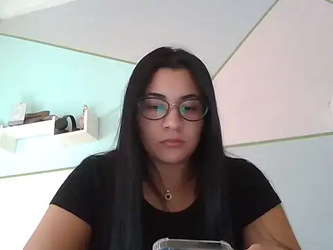 Snapshot of Agusgold22 chatting on 02-22-26, 08:40 Agusgold22 online show from 02-22-26, 08:40