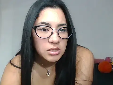 Snapshot of Agusgold22 chatting on 03-20-26, 02:00 Agusgold22 online show from 03-20-26, 02:00