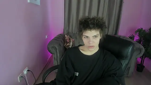 Snapshot of jeffry_pinkman chatting on 02-20-26, 10:49 jeffry pinkman online show from 02-20-26, 10:49