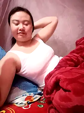 Snapshot of lisn-cute chatting on 04-27-26, 02:31 lisn-cute online show from 04-27-26, 02:31