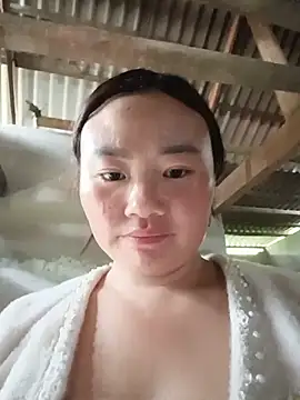 Snapshot of lisn-cute chatting on 06-09-26, 04:13 lisn-cute online show from 06-09-26, 04:13