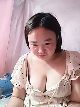 Snapshot of lisn-cute chatting on 07-06-26, 11:18 lisn-cute online show from 07-06-26, 11:18