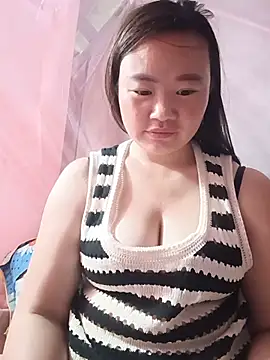 Snapshot of lisn-cute chatting on 07-09-26, 11:42 lisn-cute online show from 07-09-26, 11:42