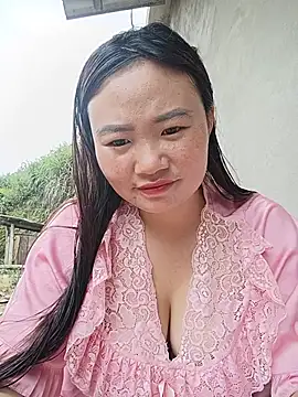 Snapshot of lisn-cute chatting on 07-13-26, 02:25 lisn-cute online show from 07-13-26, 02:25