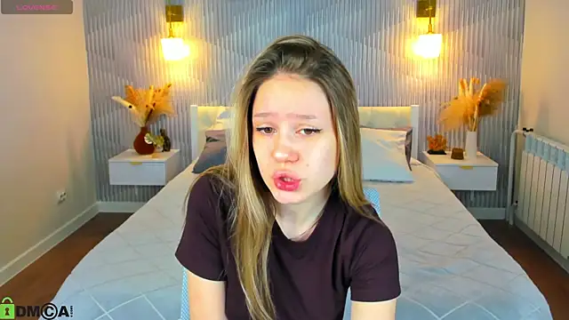 Snapshot of Mini_Allice chatting on 02-24-26, 01:03 Mini Allice online show from 02-24-26, 01:03