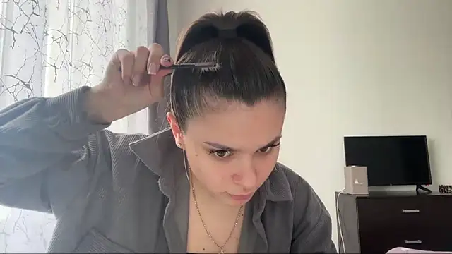 VennieMiramontez online show from 05-23-26, 12:09