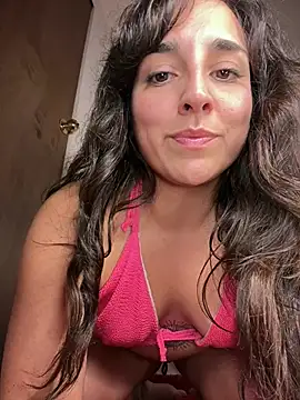 Latinaelisa online show from 04-22-26, 03:09