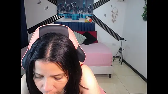Zalomme online show from 07-24-26, 01:42