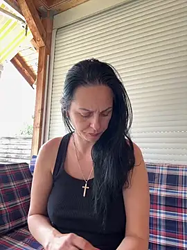 MiriamDelyn online show from 06-02-26, 11:01